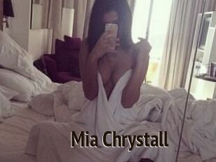 Mia_Chrystall