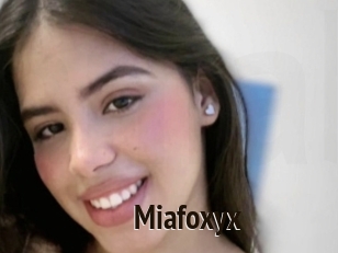 Miafoxyx