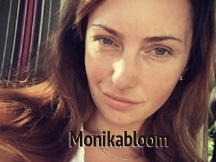 Monikabloom