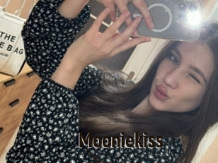 Mooniekiss