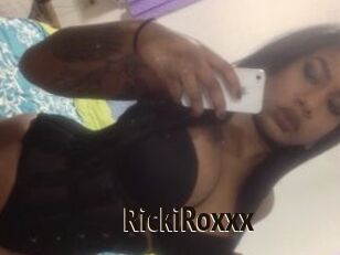 RickiRoxxx
