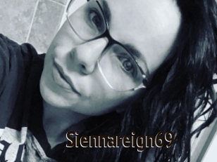 Siennareign69