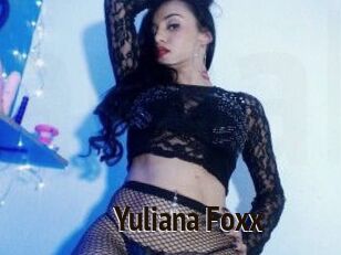 Yuliana_Foxx